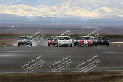 media/Nov-16-2025-CalClub SCCA (Sun) [[2975c16dfc]]/Group 4/Turn 1/